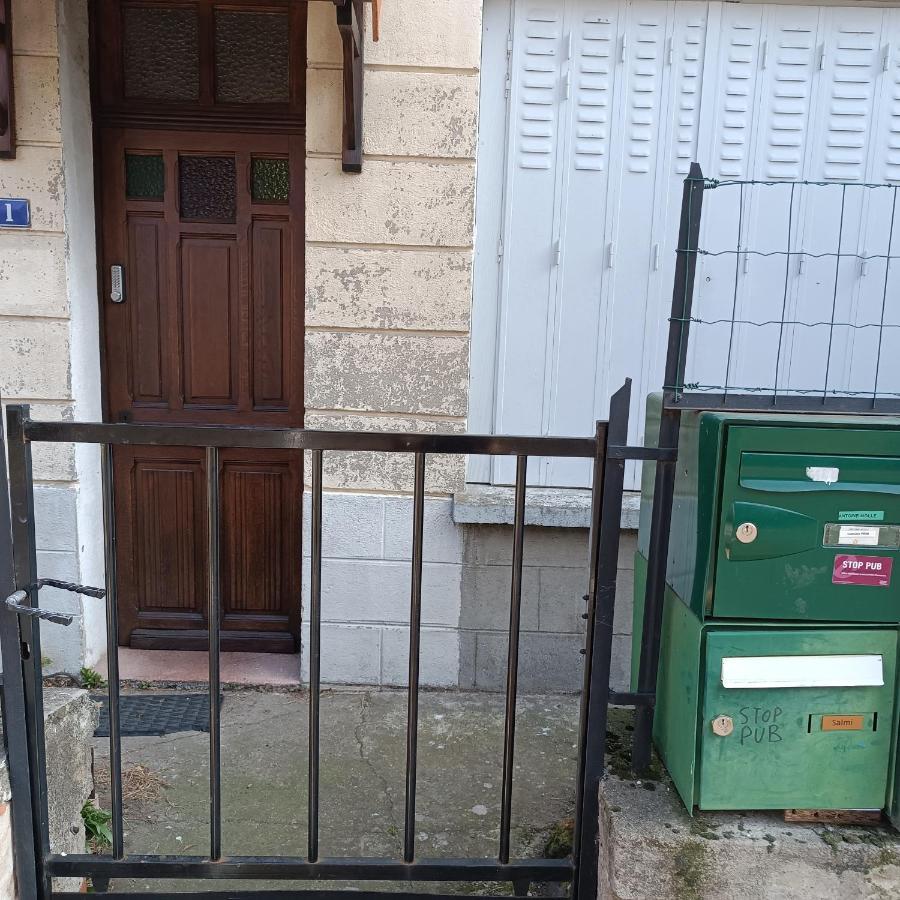 Sous Les Toits Arverne Chamalieres Exterior photo